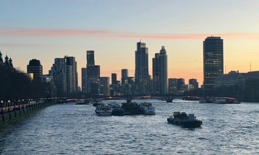 london-rent-a-yacht-for-a-day